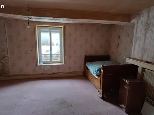 Maison a rénover entièrement