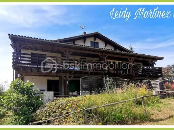 Immeuble 300 m²