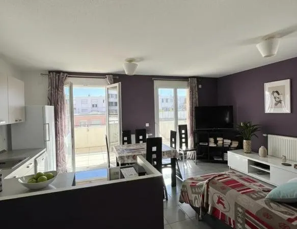Appartement avec terrasse - 77 m² à Échirolles
