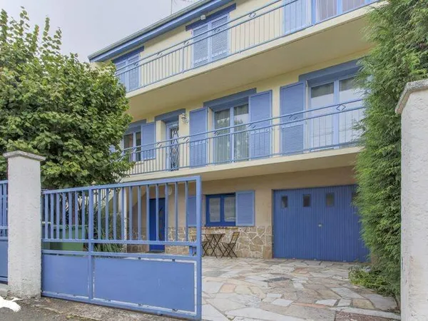 Maison 7 pièces 160 m²