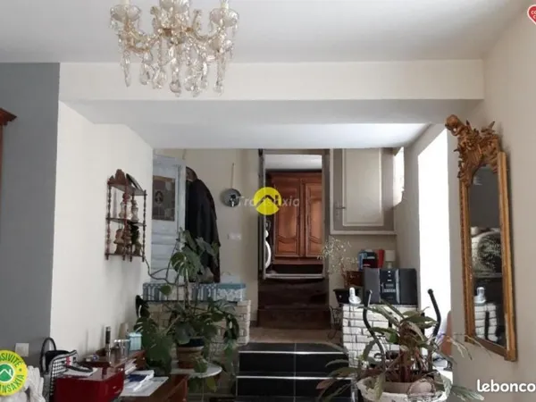 Maison 5 pièces 200 m²