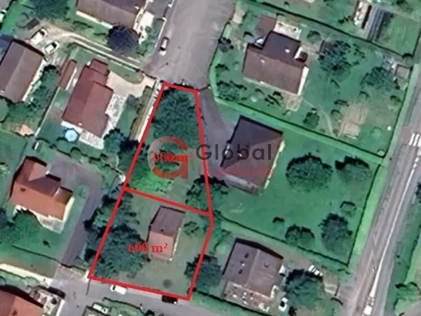 Terrain constructible 600 m²