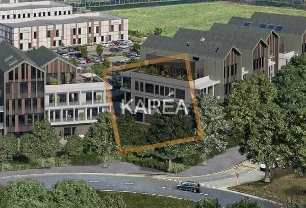 Local commercial 223 m²