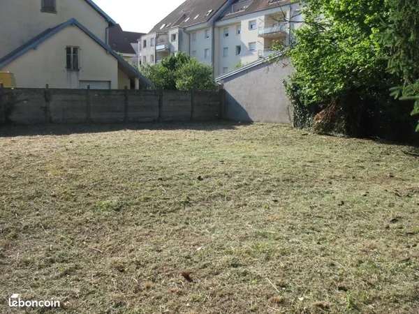 Terrain Audincourt centre