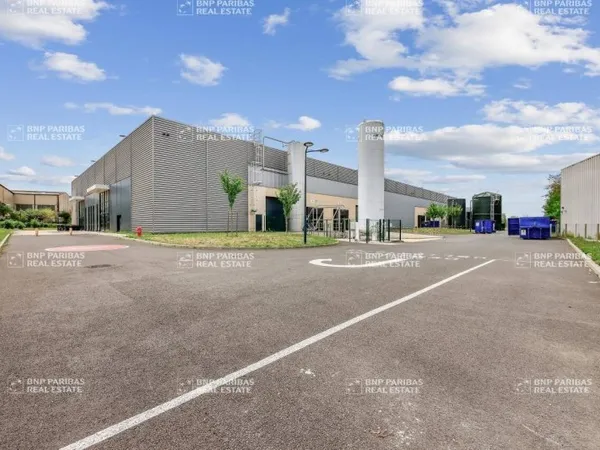 Local d'activité 6578 m²
