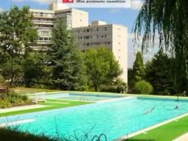 Vends appartement 98m² Marly-le-Roi dans résidence de standing avec piscine, terrain tennis, place d