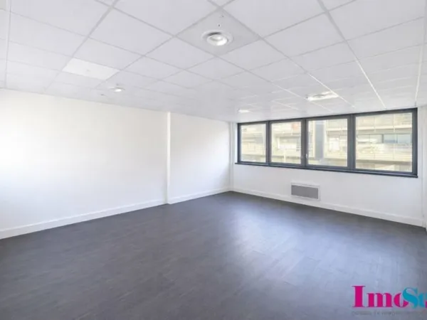 BUREAUX à LOUER