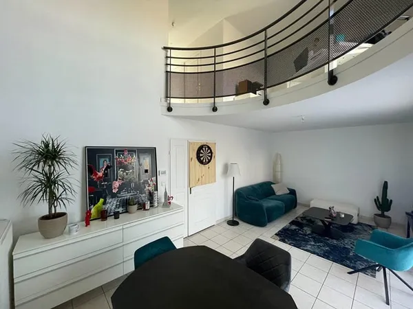 Maison de ville - Saint Jean De Braye T5 pièce(s) 97.55 m2 - 3 chambres + bureau + cuisine A/E + ter
