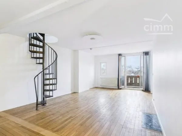 NANTERRE Centre ville -  Duplex atypique 87m2 (130 hors carrez) avec vue sur parc