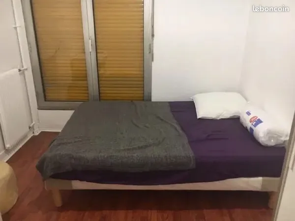 1 Chambre De 12m2 Dans 1 Coloc à Cergy Préf - Gare RER A à 4min