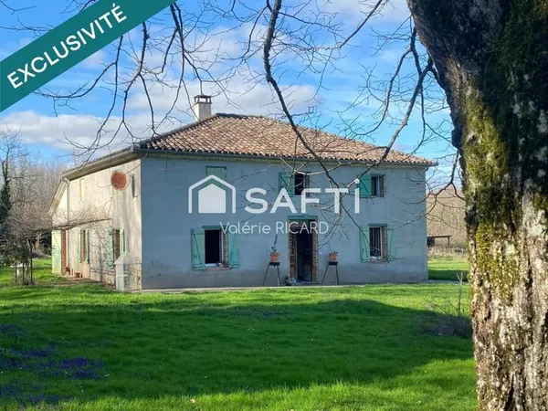 Au pays des cèpes (VAISSAC) Maison T7 avec dépendance.