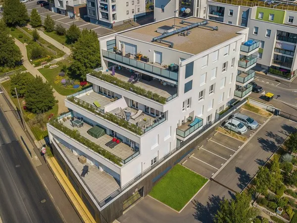 A Metz Queuleu très beau F4 au dernier étage avec ascenseur de 85 m² avec vue dégagée