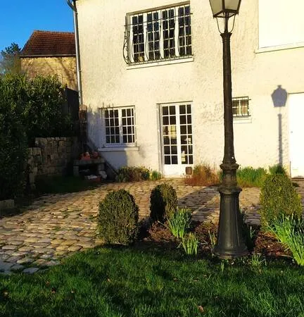Maison 6 pièces 220 m²