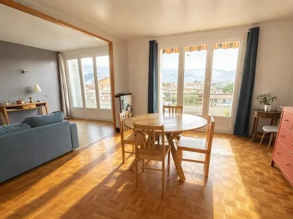 Appartement 3 pièces 81 m²