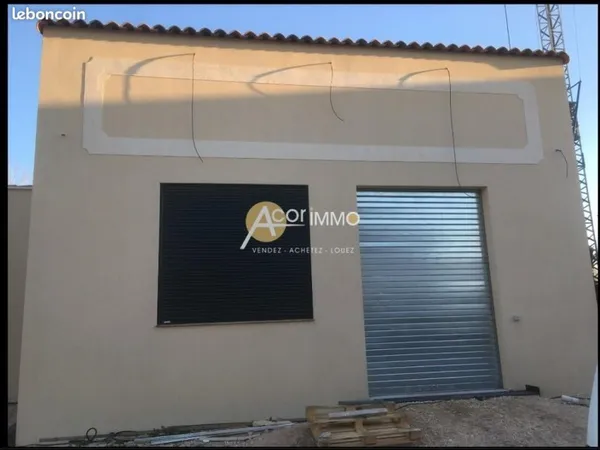 Bâtiment 1 532 m²
