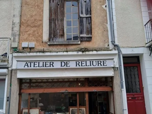 Local commercial 83 m²