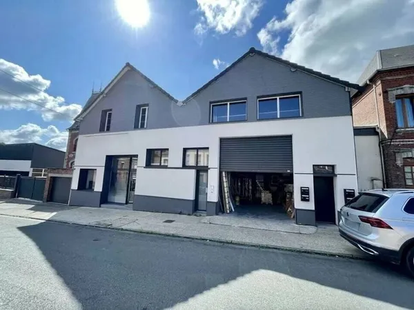 Bureau 265 m²