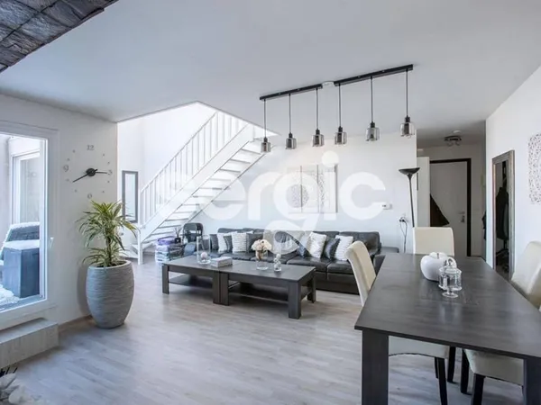 Duplex 5 pièces 100 m²