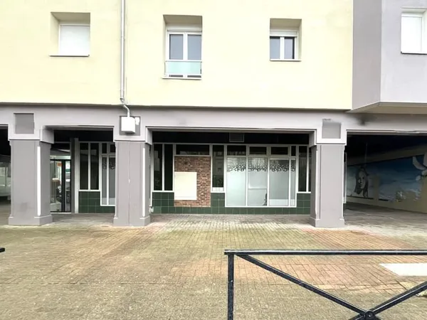 À VENDRE : Local Commercial à Moissy-Cramayel
