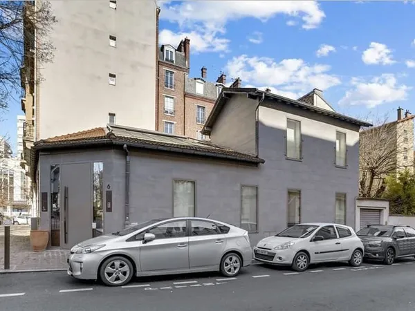 Boutique 270 m²