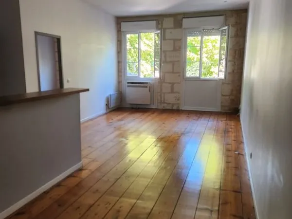 T3 - Avenue Thiers Stalingrad - immeuble en pierre rénové