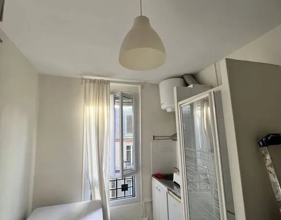 Appartement 1 pièce 9 m²
