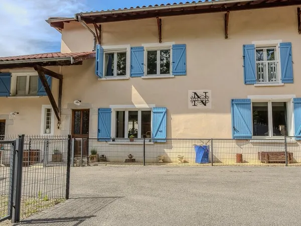 Maison 7 pièces 210 m²