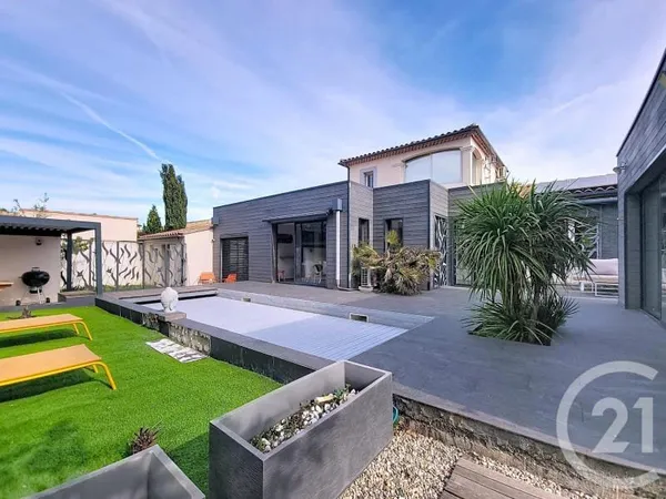 Maison 5 pièces 195 m²