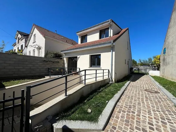 Maison 6 pièces 205 m²