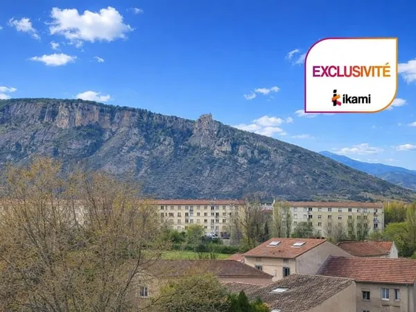 EXCLUSIVITE - APPARTEMENT T4 AVEC PARKING ET BALCON