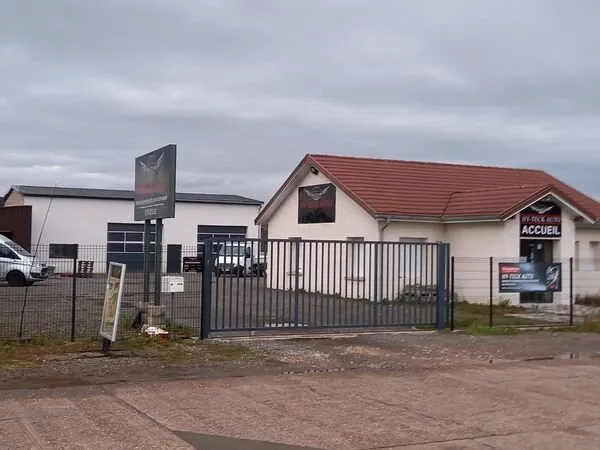 Local commercial