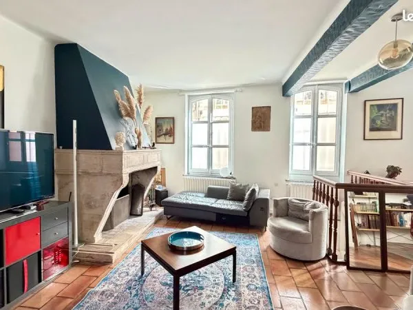 Rare à Metz centre - Appartement esprit maison de 151 m² avec jardin, garage et dépendances
