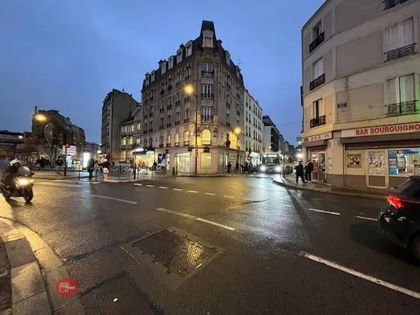 Local 62 m²