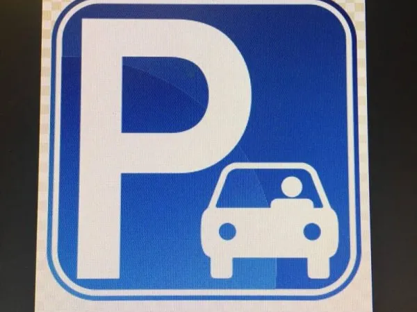 Parking 13 m²