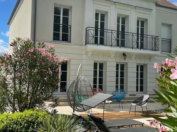 Maison 7 pièces 197 m²