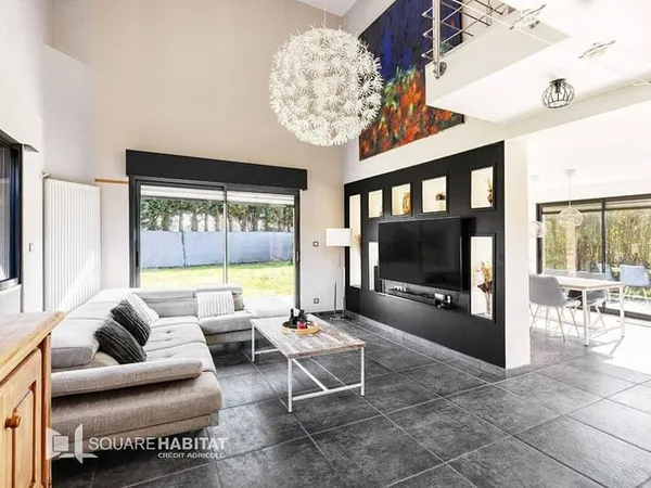 Maison 7 pièces 212 m²