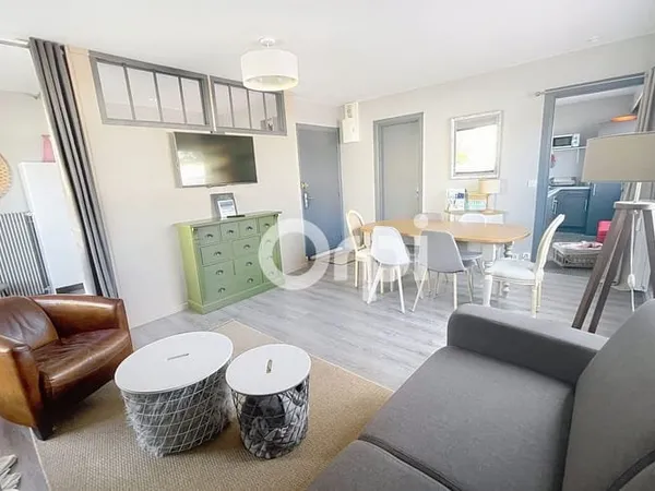 Studio 1 pièce 40 m²