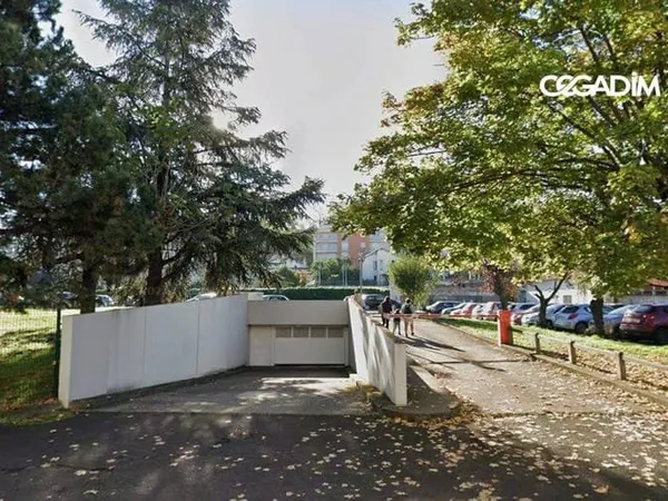 Parking 10 m²