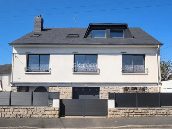 Maison 7 pièces 208 m²