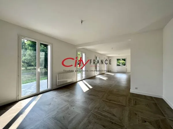 Maison 7 pièces 185 m²