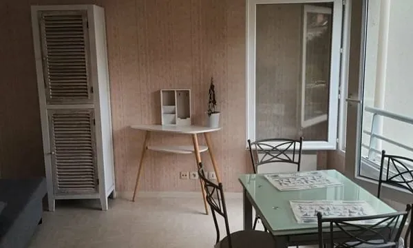 Studio meublé ST AVERTIN - Paul Doumer