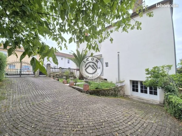 Maison 6 pièces 165 m²