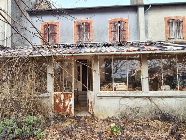 Maison 5 pces 120 m2 avec jardin.