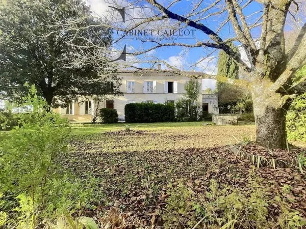 MAISON SAINTONGEAISE - Berneuil (réf.61003)