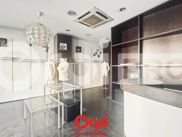 Local commercial 32 m²