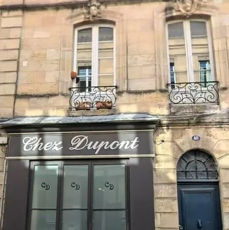 Local commercial 26 m² BORDEAUX