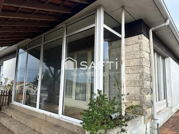 Maison familiale de 92m2 sur 701m2 de terrain 3 chambres