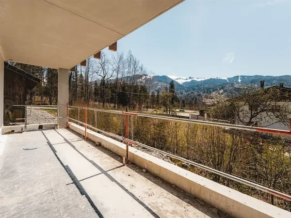 Appartement rez de jardin avec large terrasse Sud