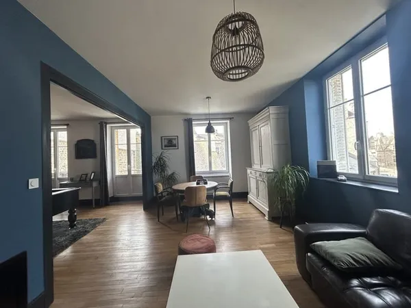 A VENDRE - SOQUET IMMOBILIER - DINAN CENTRE VILLE - APPARTEM