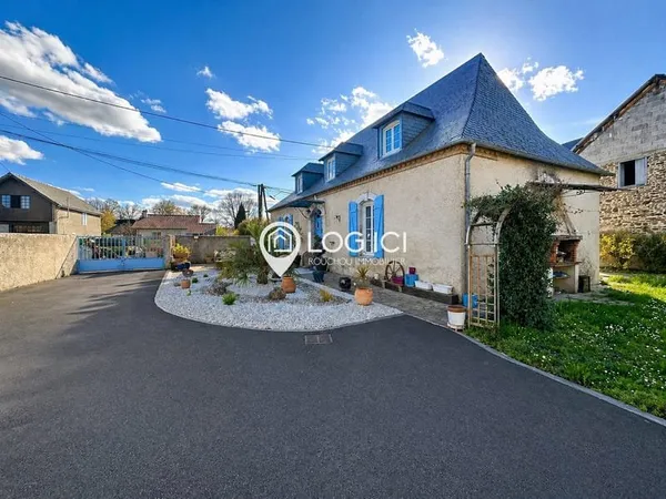 À louer Charmante maison au coeur de Nousty de 130m2
